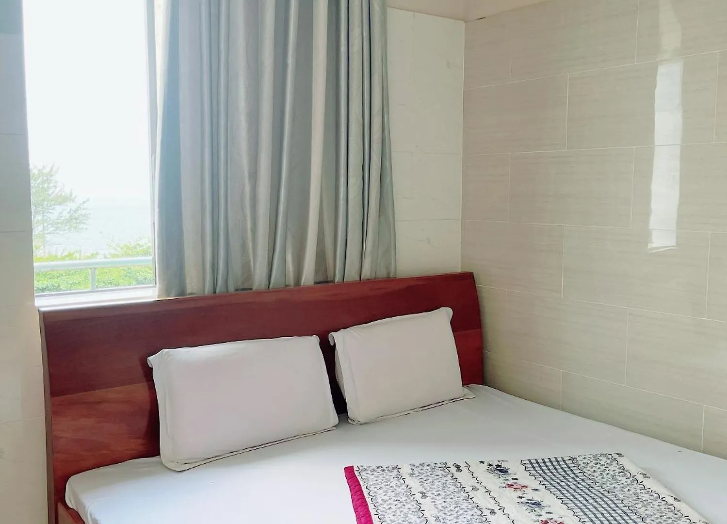 Hotel Nha Nghi Huy Hung Vung Tau